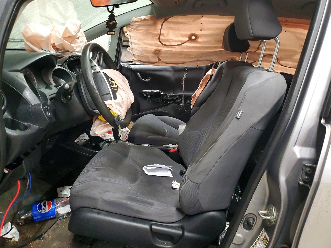 2009 HONDA FIT photo 19