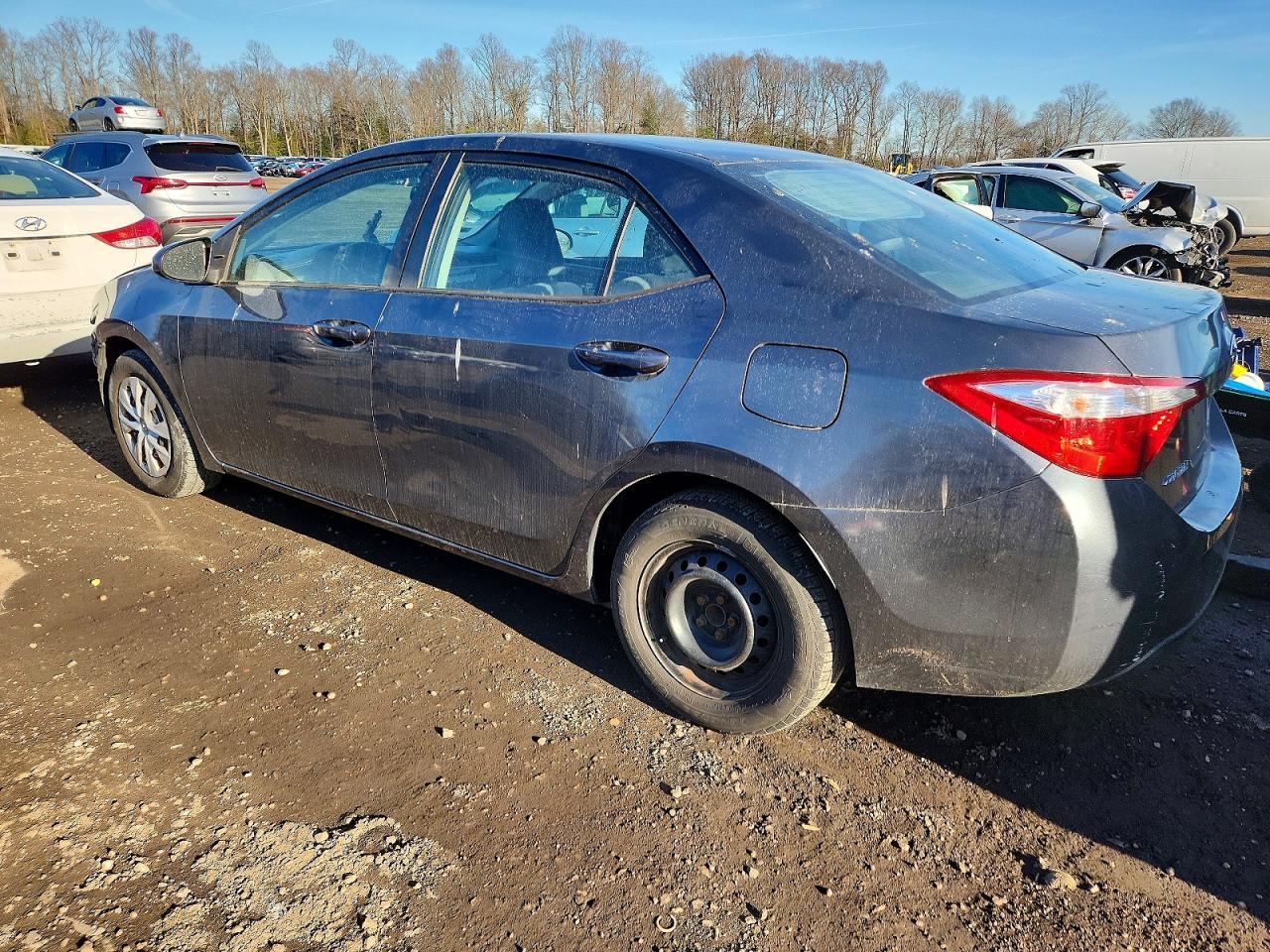 2014 TOYOTA COROLLA L photo 4
