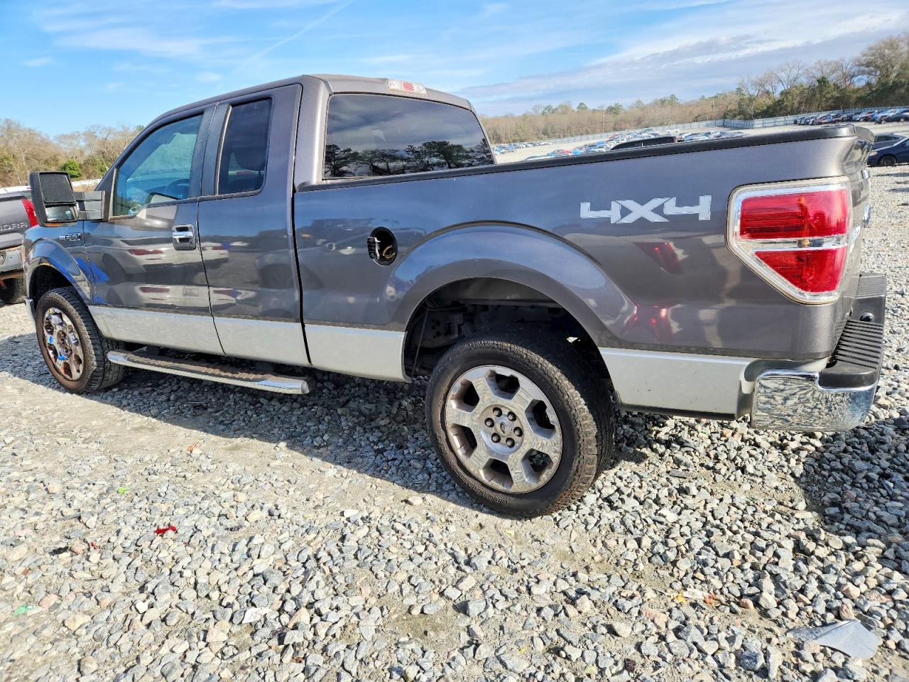 2010 FORD F150 SUPER CAB photo 2