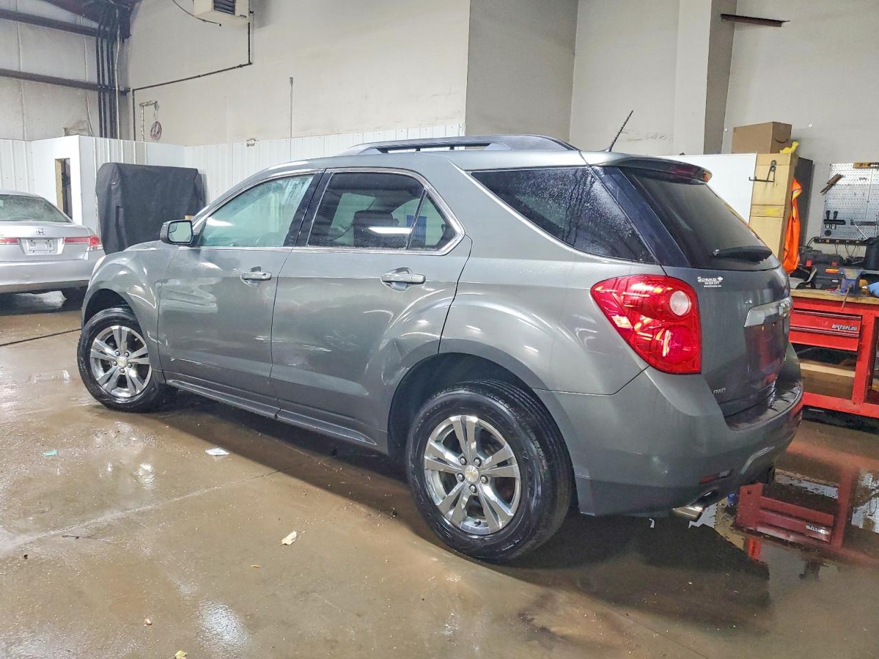 2013 CHEVROLET EQUINOX LT photo 2