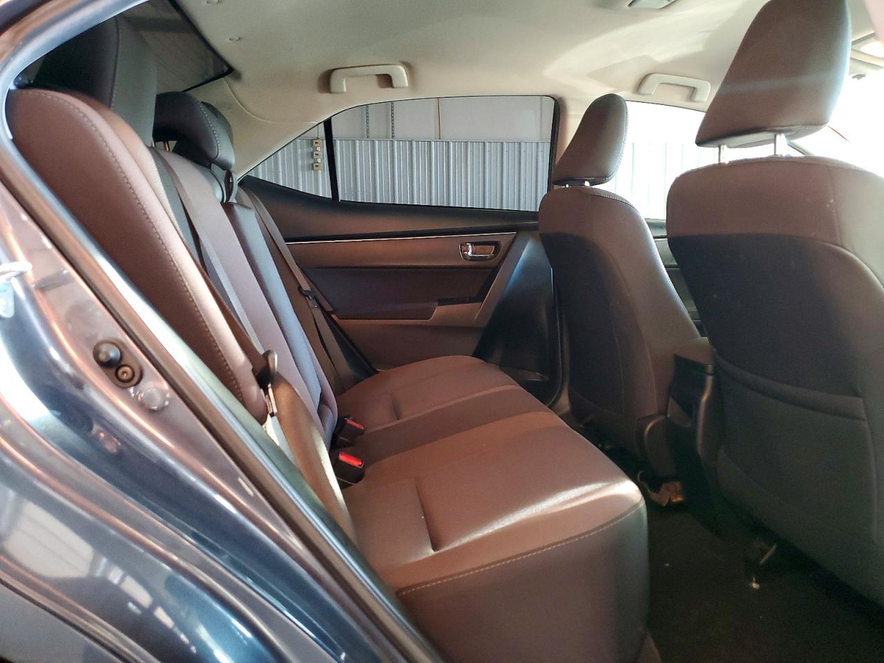 2019 TOYOTA COROLLA L photo 28