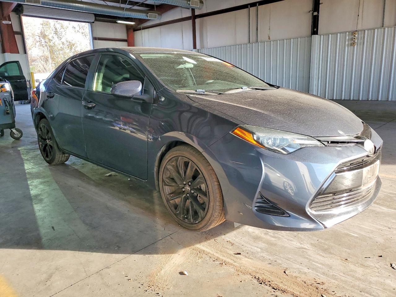 2019 TOYOTA COROLLA L photo 10
