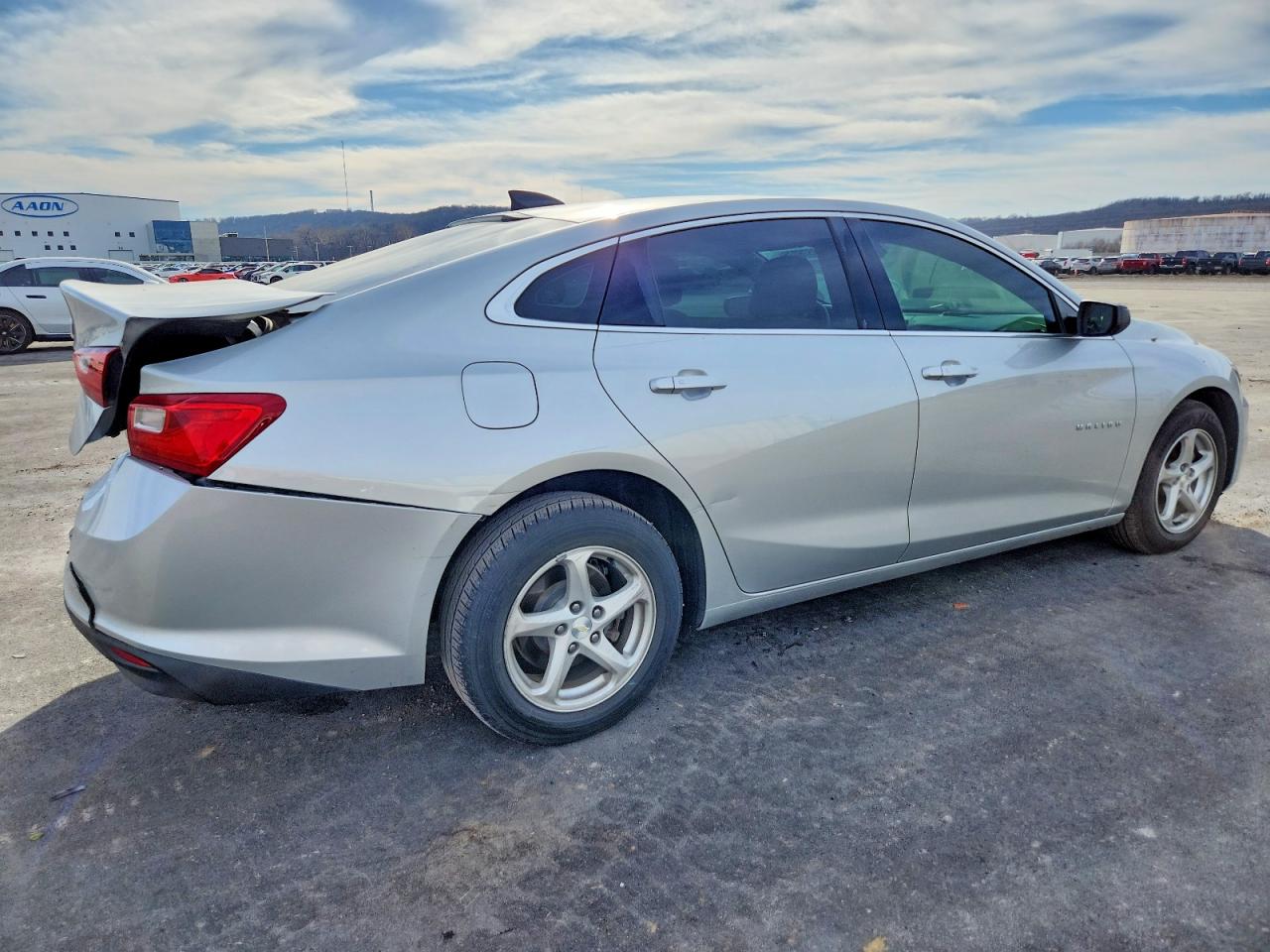 2017 CHEVROLET MALIBU LS photo 7
