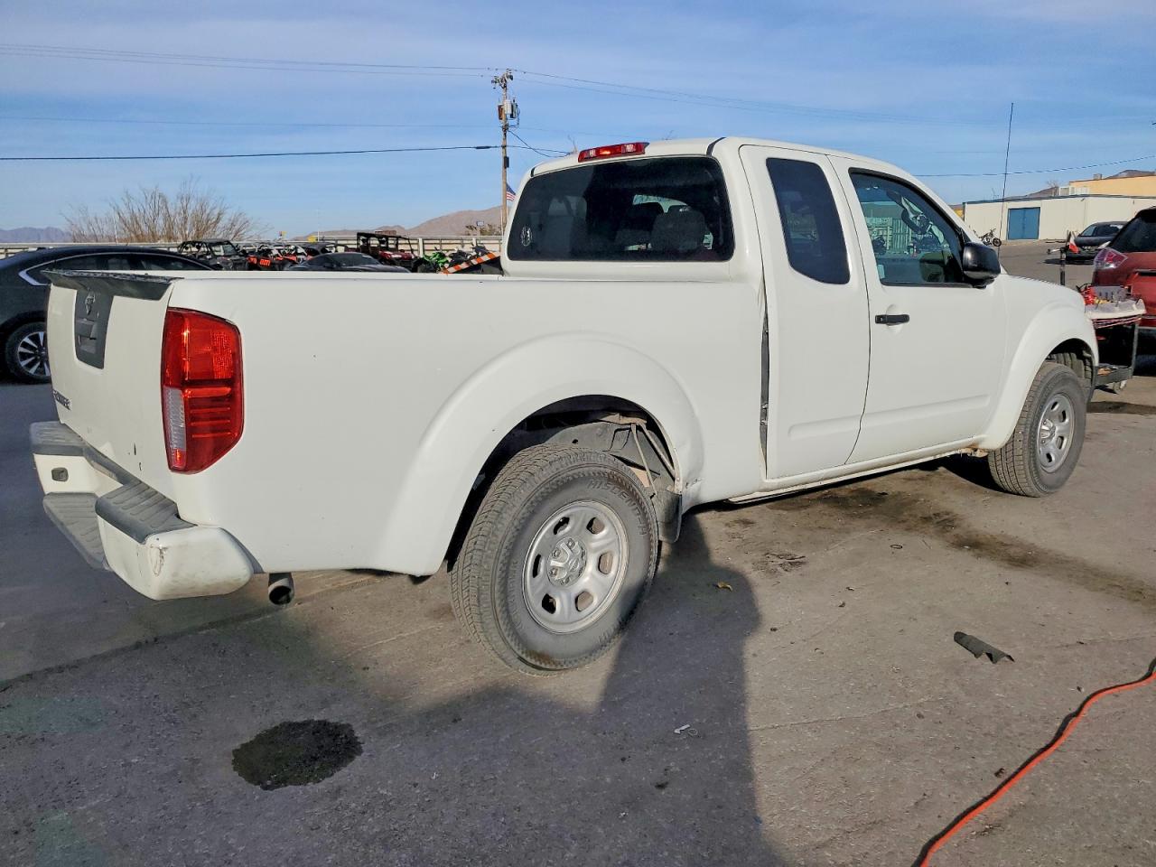2019 NISSAN FRONTIER S photo 3