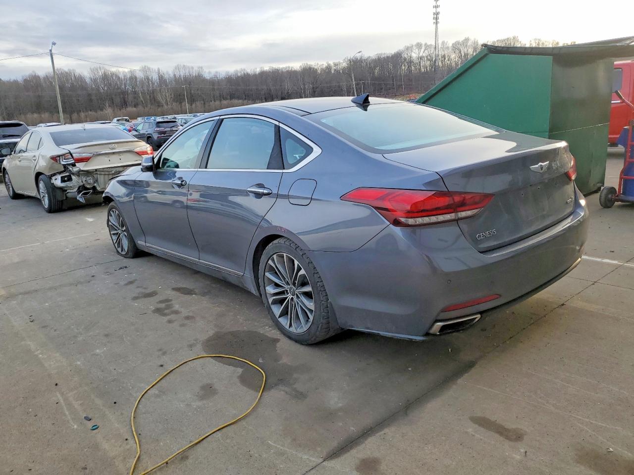 2015 HYUNDAI GENESIS 3.8L photo 2