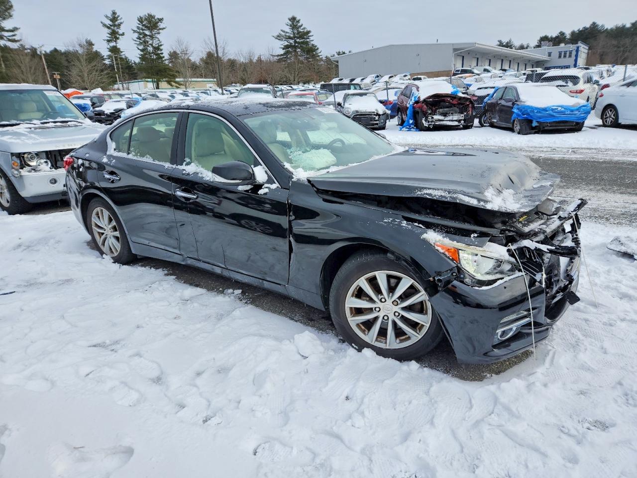 2015 INFINITI Q50 BASE photo 4