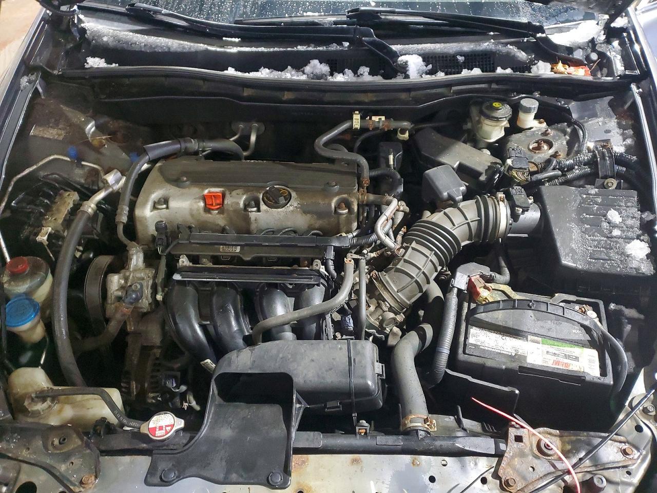 2012 HONDA ACCORD LX photo 11