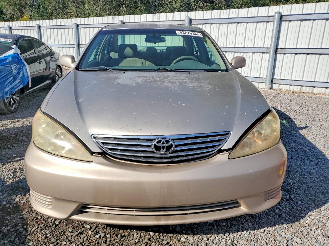 2005 TOYOTA CAMRY LE photo 5