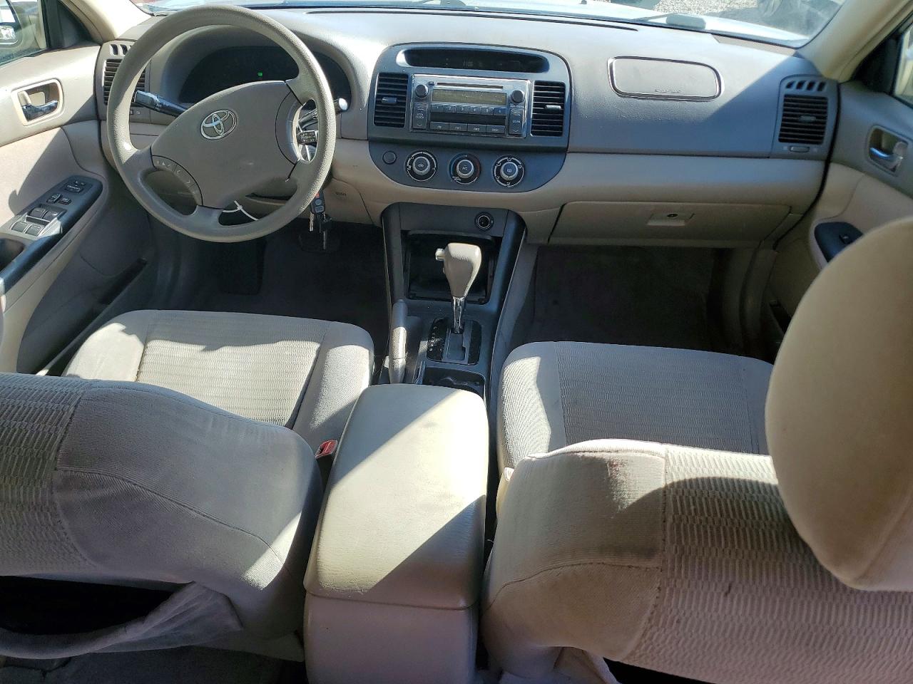 2005 TOYOTA CAMRY LE photo 8