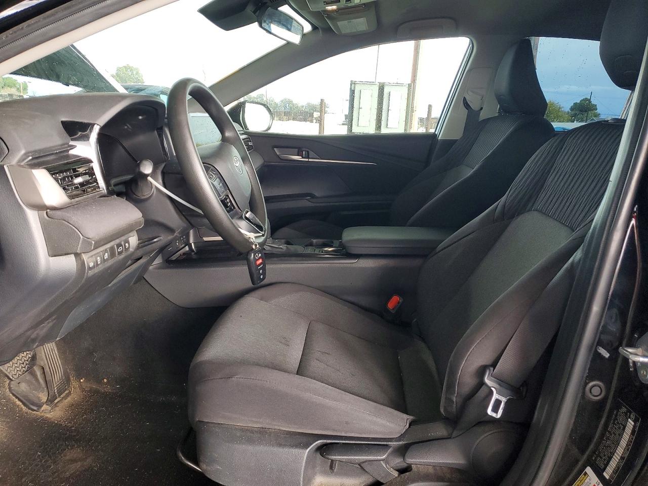 2025 TOYOTA CAMRY XSE photo 7