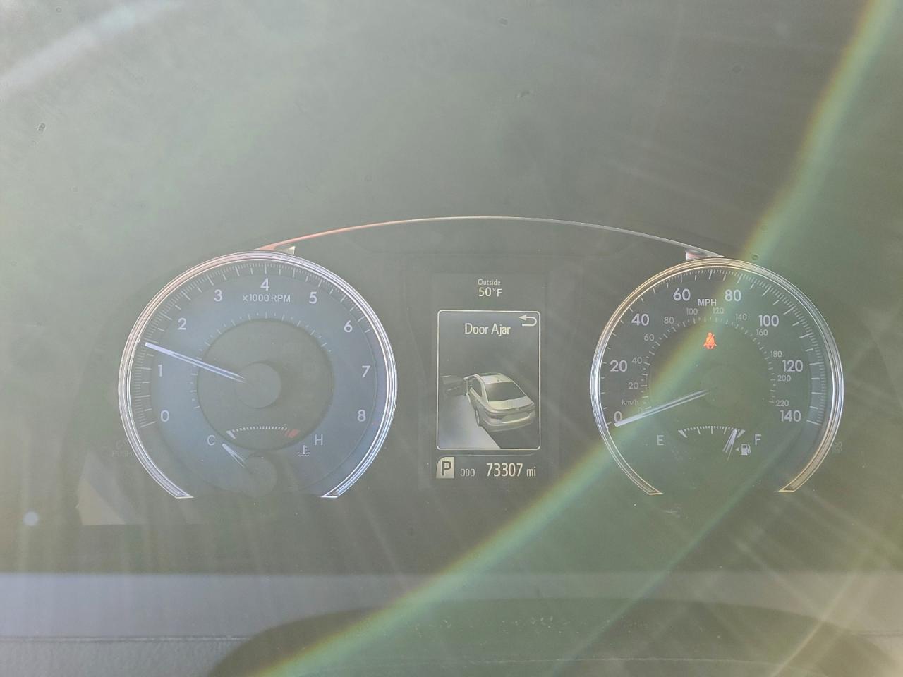 2017 TOYOTA CAMRY LE photo 9