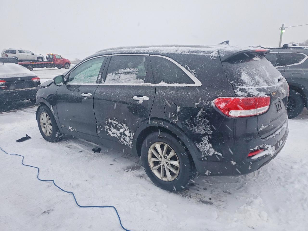 2016 KIA SORENTO LX photo 2
