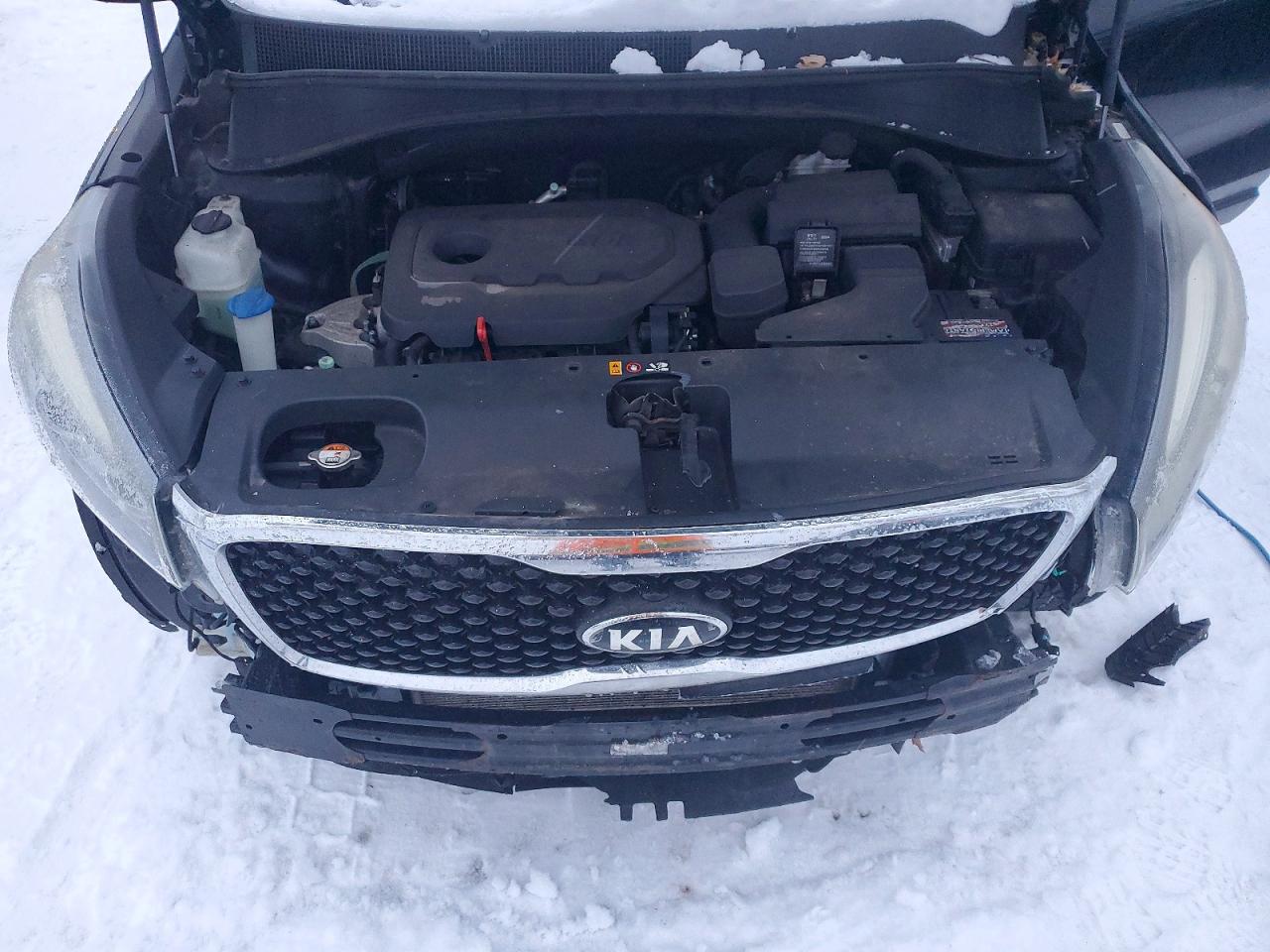 2016 KIA SORENTO LX photo 12