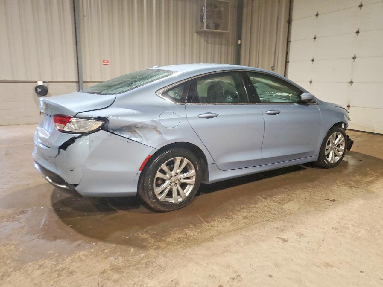 2015 CHRYSLER 200 LIMITED photo 3
