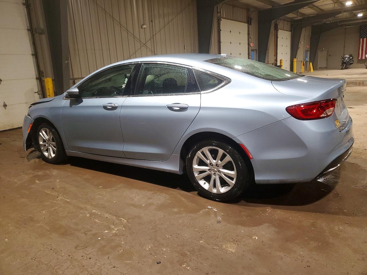 2015 CHRYSLER 200 LIMITED photo 2