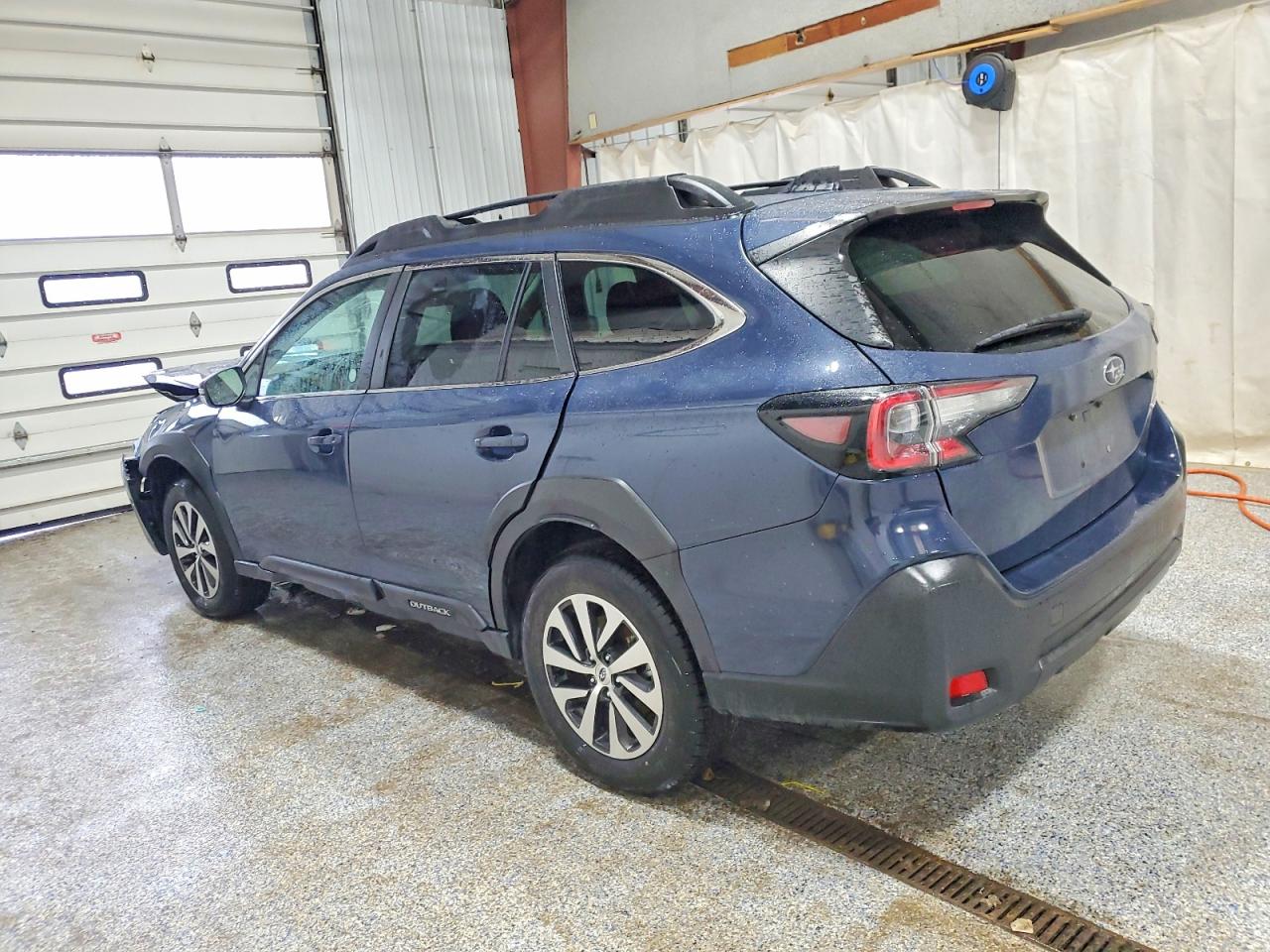 2025 SUBARU OUTBACK PREMIUM photo 2