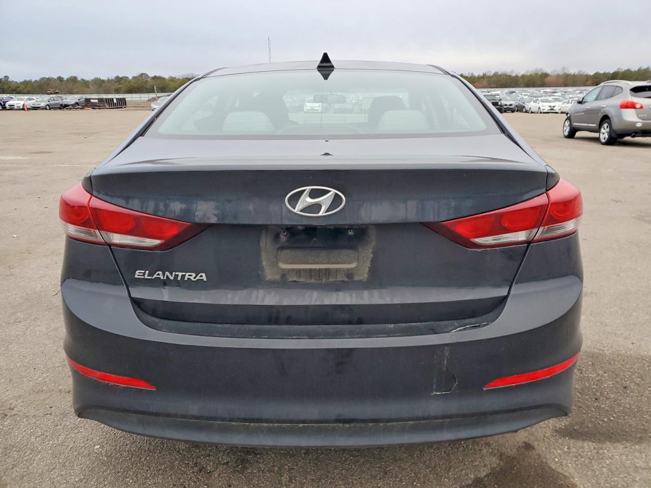 2018 HYUNDAI ELANTRA SEL photo 6