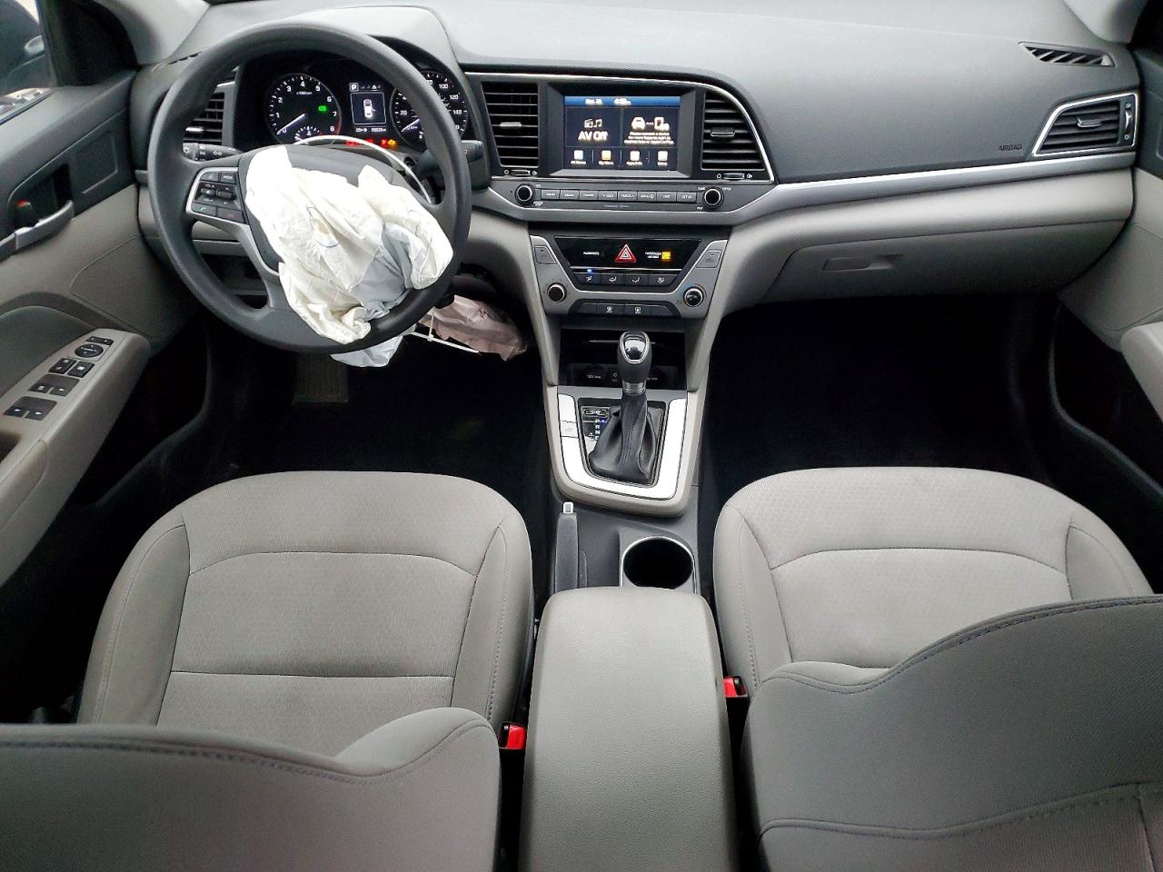 2018 HYUNDAI ELANTRA SEL photo 8