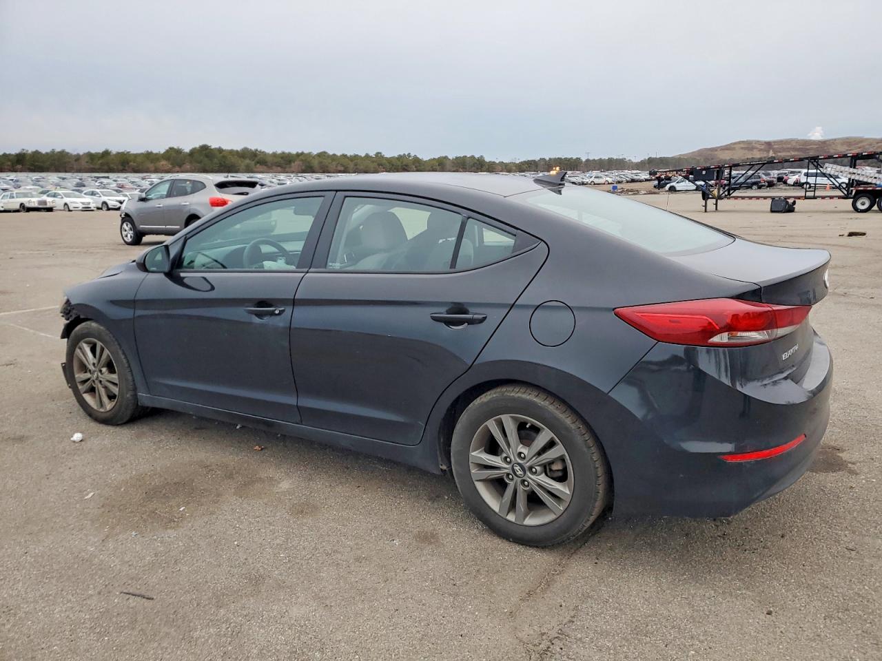 2018 HYUNDAI ELANTRA SEL photo 2
