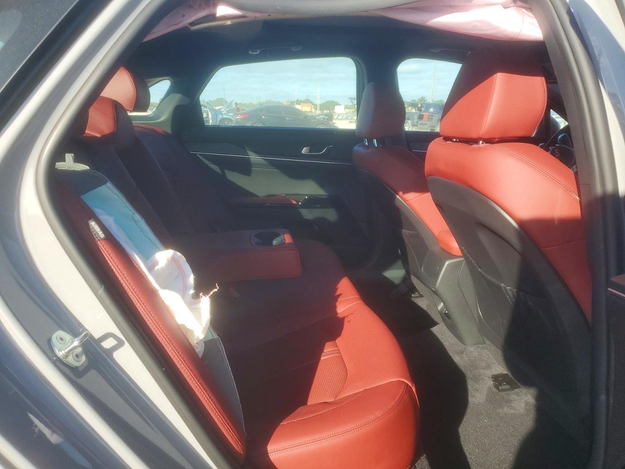 2025 KIA K5 GT LINE photo 10