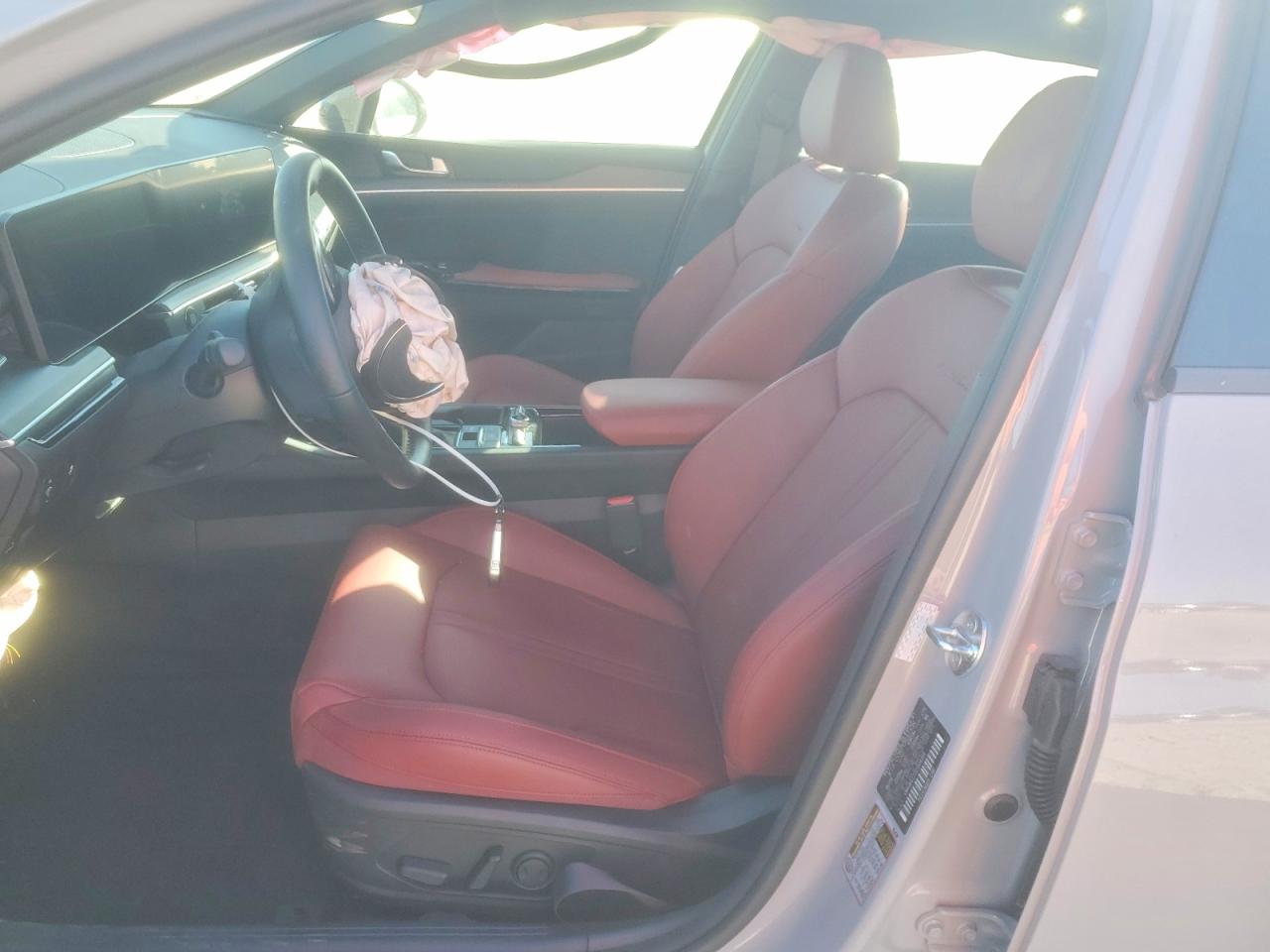 2025 KIA K5 GT LINE photo 7