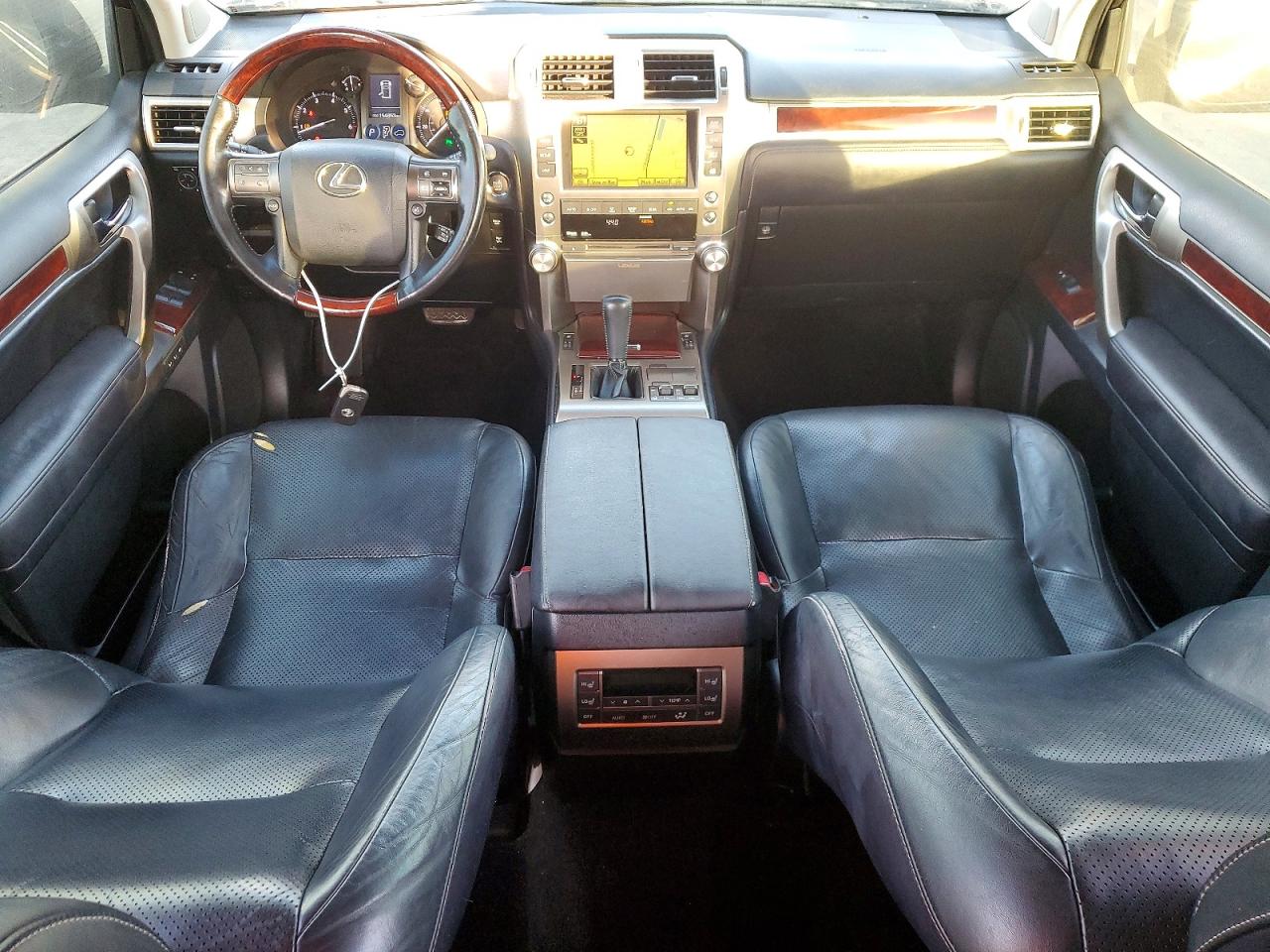 2011 LEXUS GX 460 photo 22