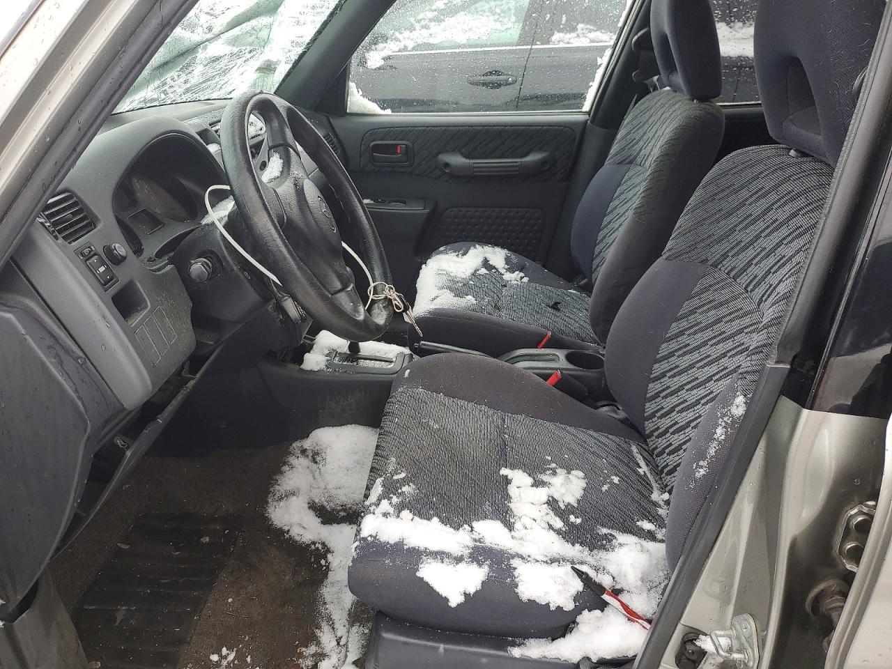 1999 TOYOTA RAV4 photo 7