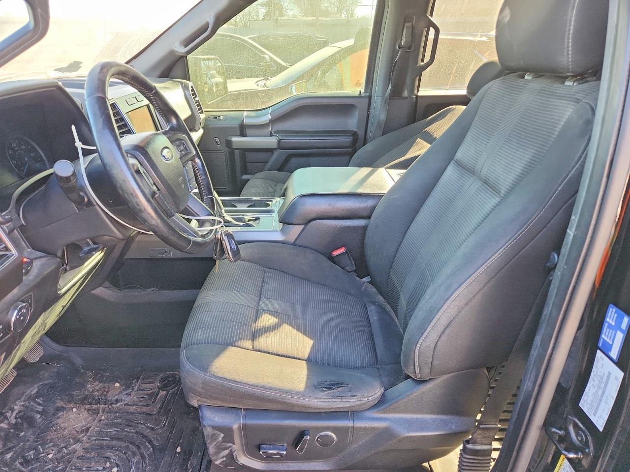 2017 FORD F150 SUPERCREW photo 19