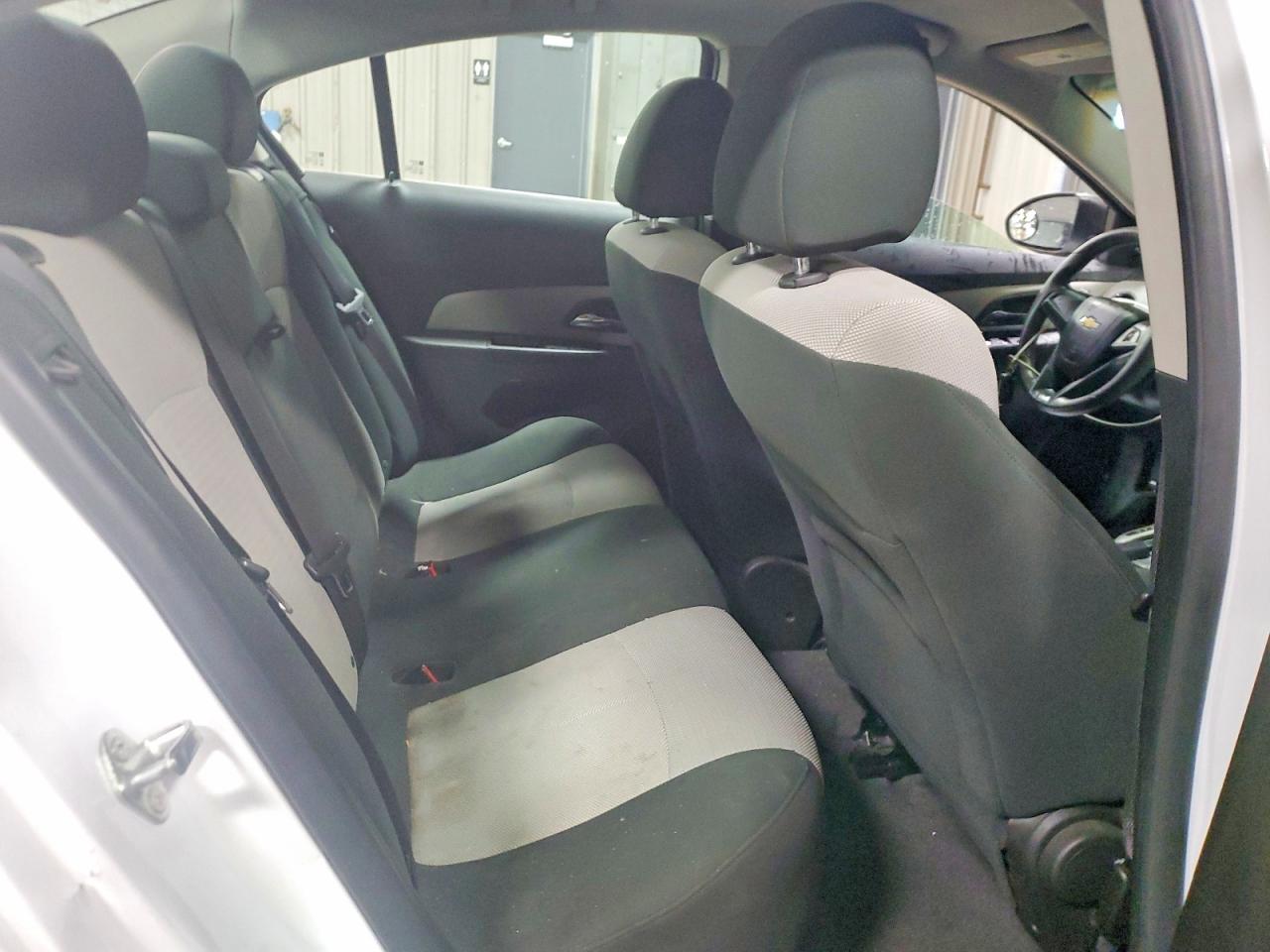 2011 CHEVROLET CRUZE LS photo 10