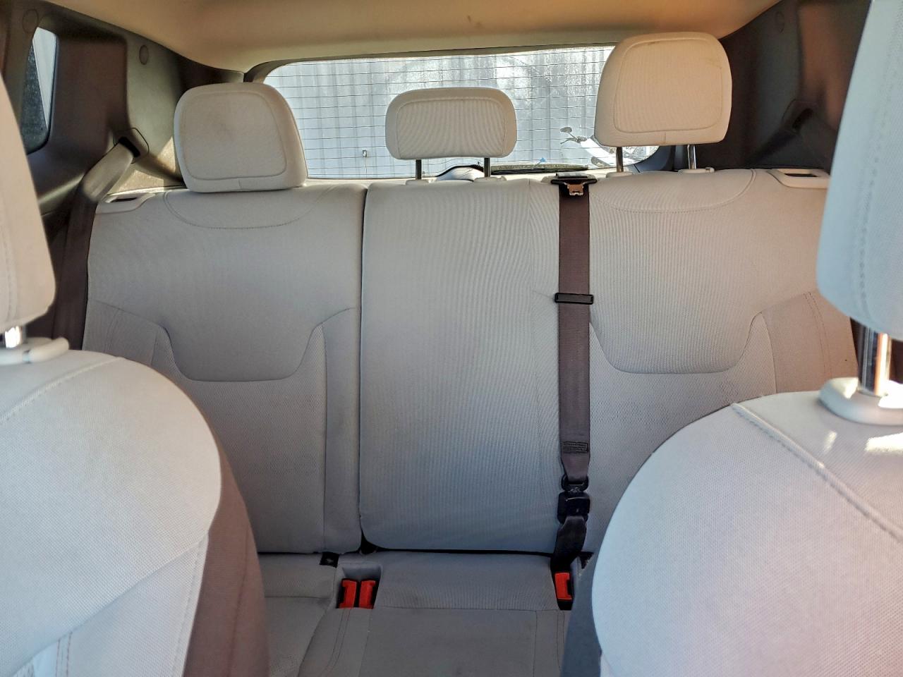 2017 JEEP RENEGADE LATITUDE photo 10