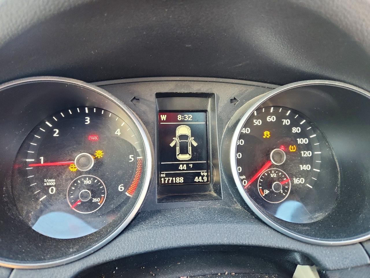 2013 VOLKSWAGEN JETTA TDI photo 9
