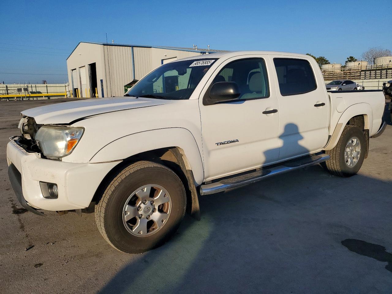 2013 TOYOTA TACOMA DOUBLE CAB photo 2