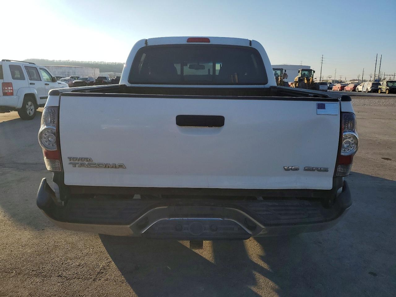 2013 TOYOTA TACOMA DOUBLE CAB photo 11