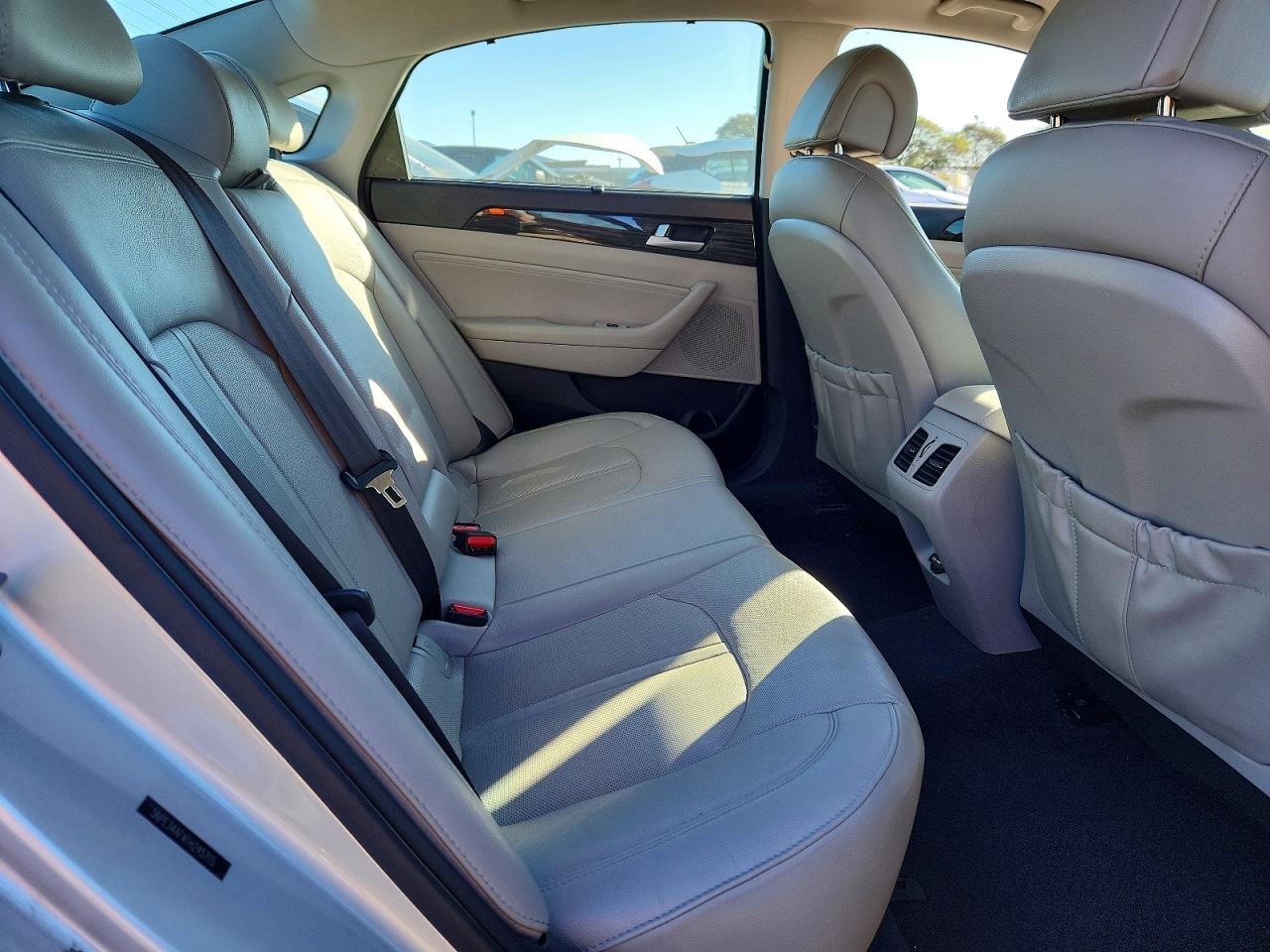 2015 HYUNDAI SONATA SPORT photo 19