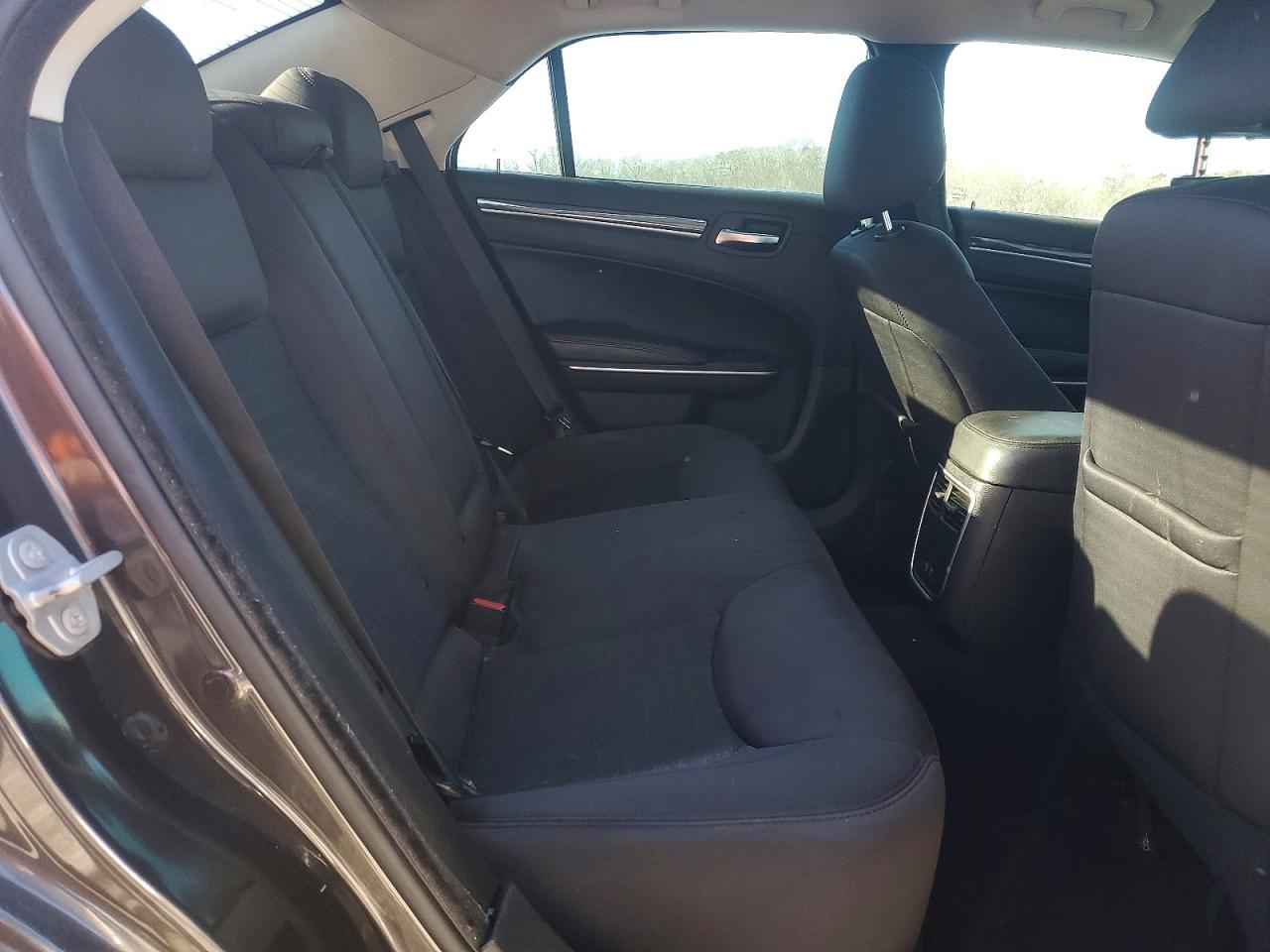 2020 CHRYSLER 300 TOURING photo 10