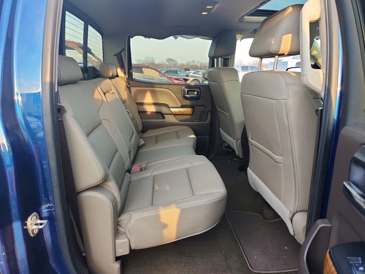 2017 GMC SIERRA K1500 SLT photo 10