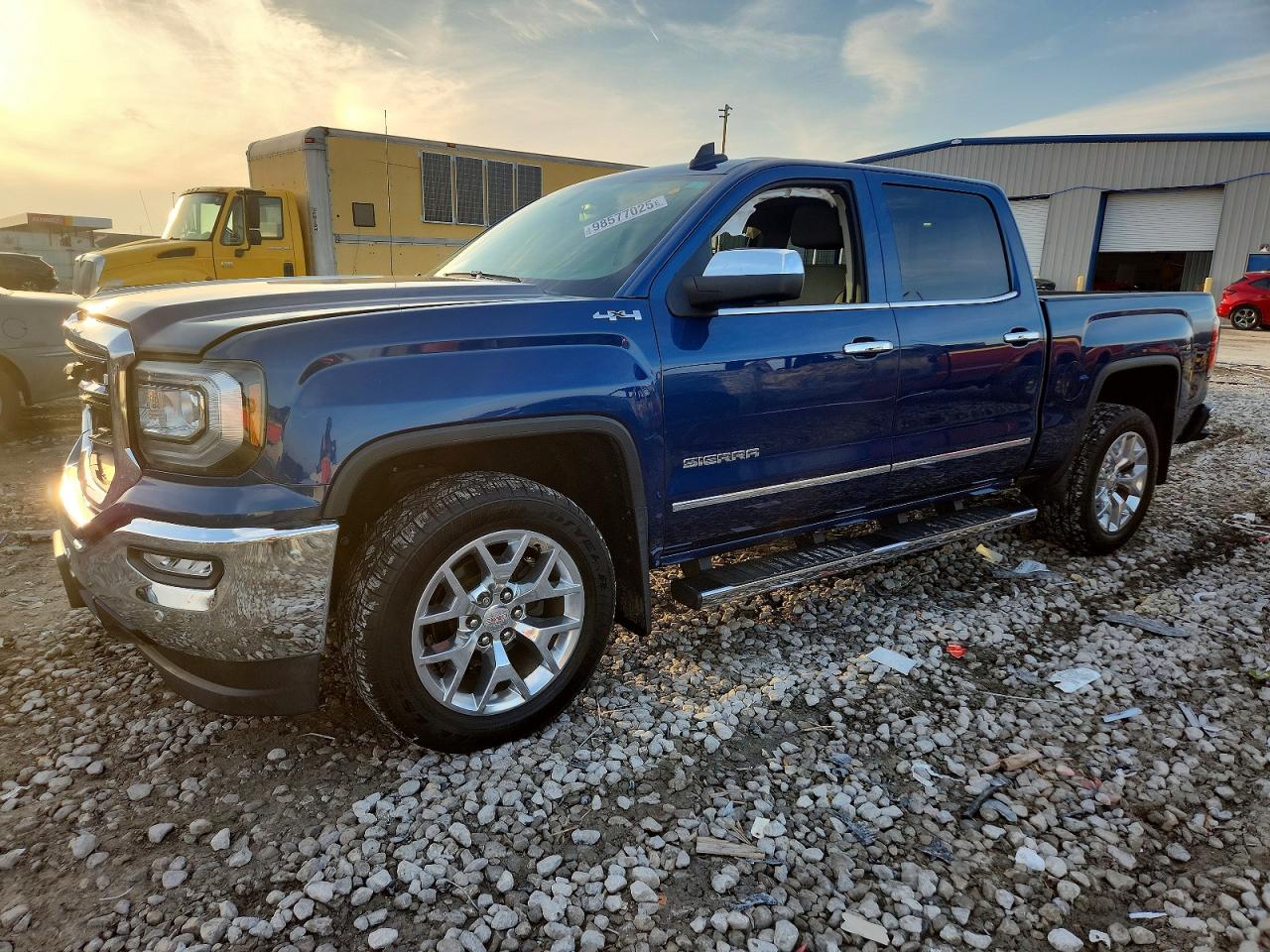 2017 GMC SIERRA