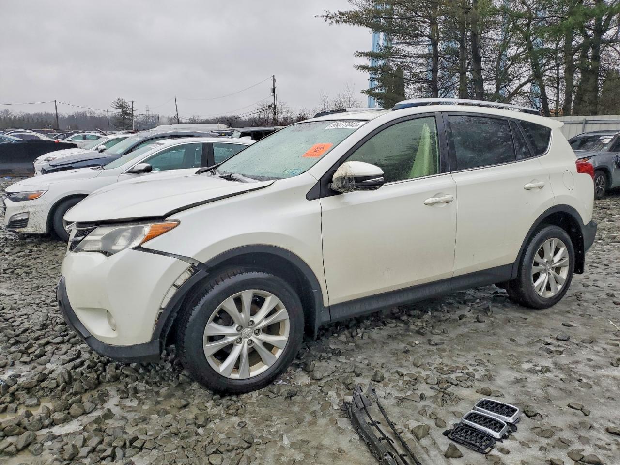 2014 TOYOTA RAV4 LIMITED photo 2