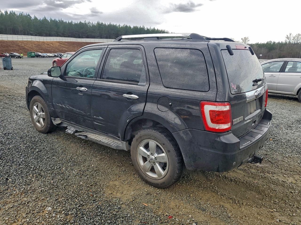 2011 FORD ESCAPE LIMITED photo 2