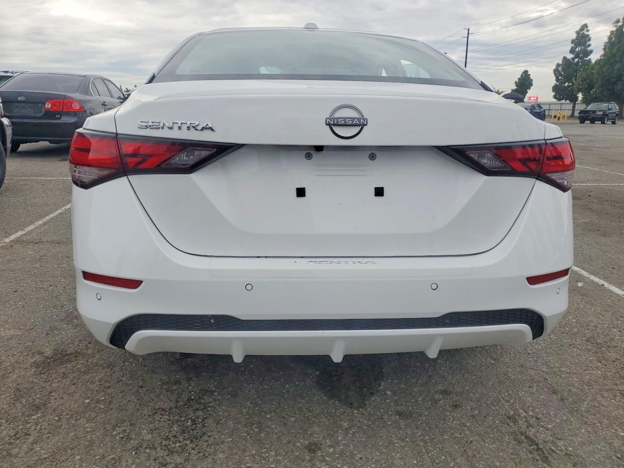 2025 NISSAN SENTRA SV photo 11