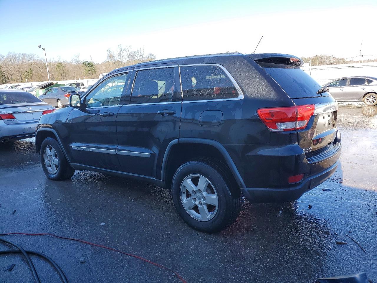 2012 JEEP GRAND CHEROKEE LAREDO photo 2