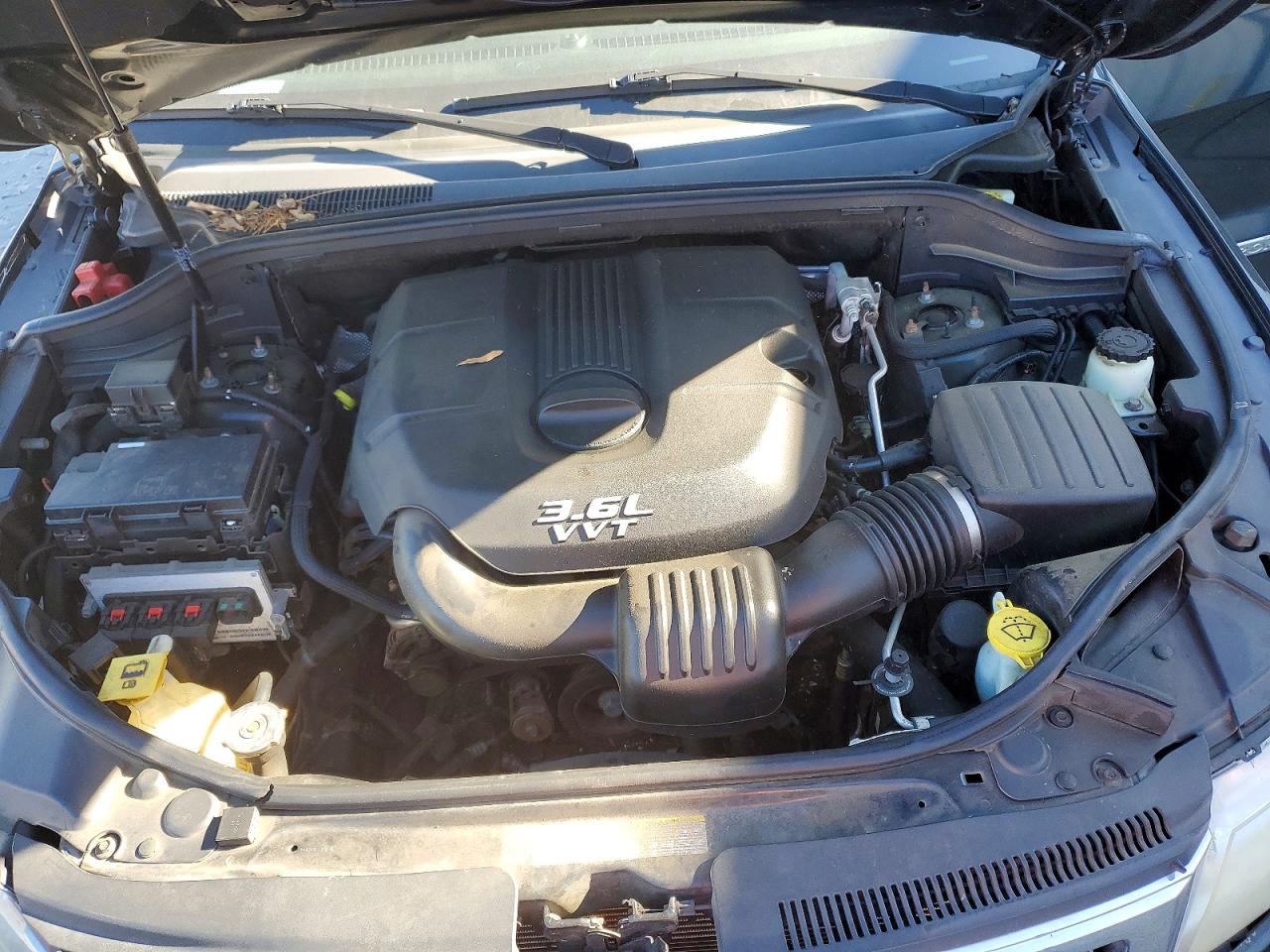 2012 JEEP GRAND CHEROKEE LAREDO photo 12