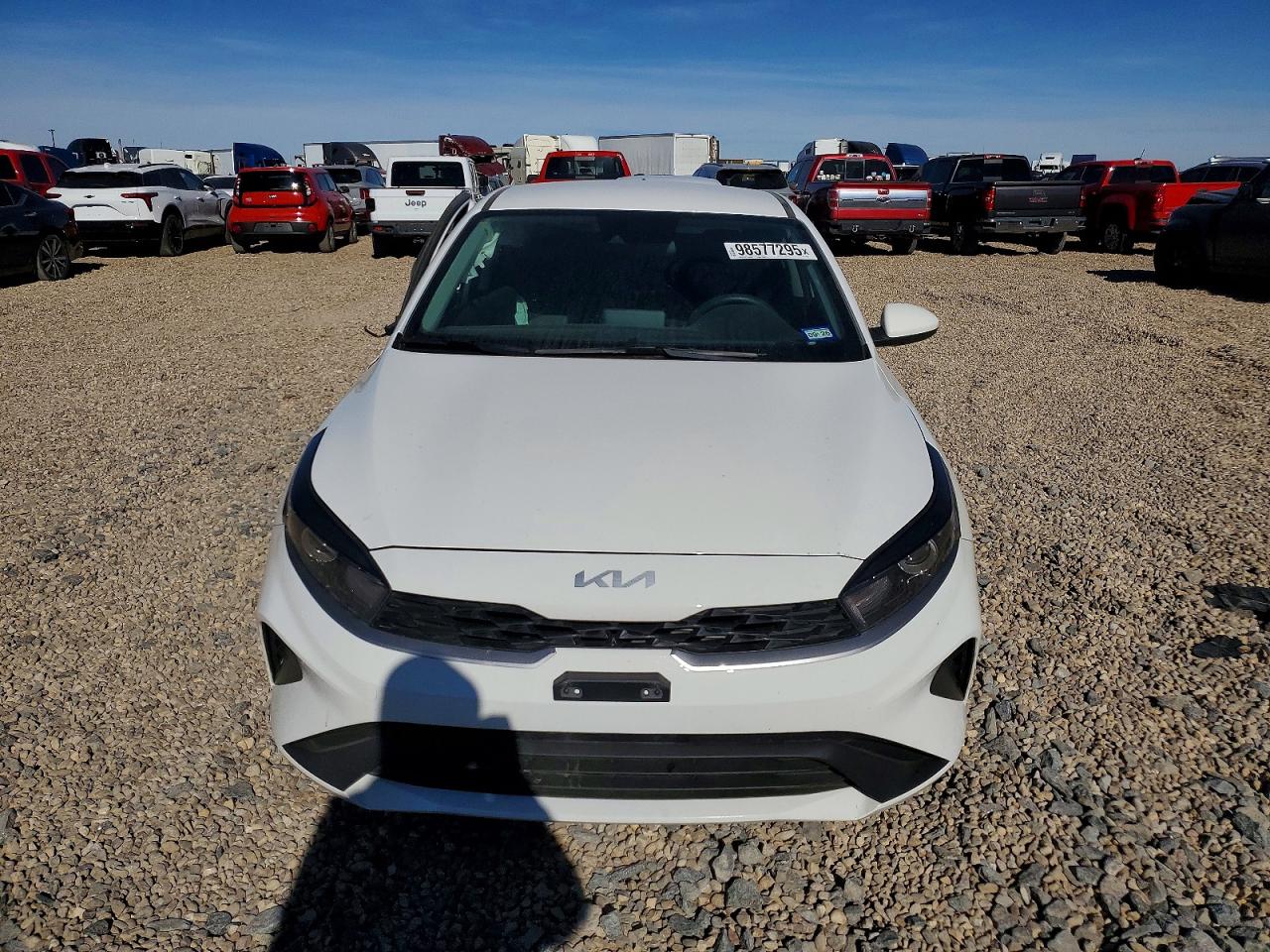 2024 KIA FORTE LX photo 9