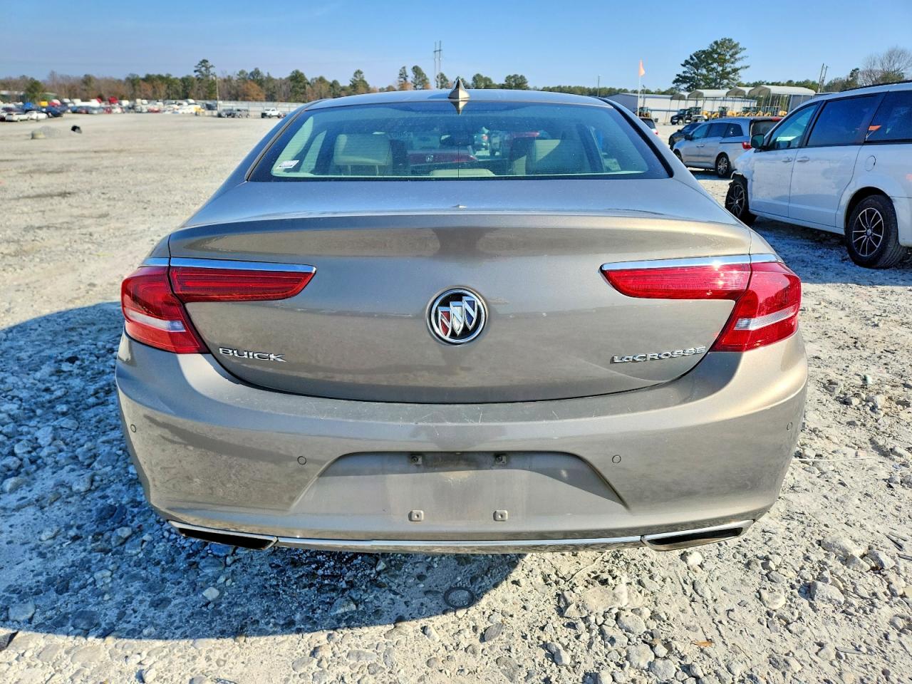 2017 BUICK LACROSSE ESSENCE photo 6