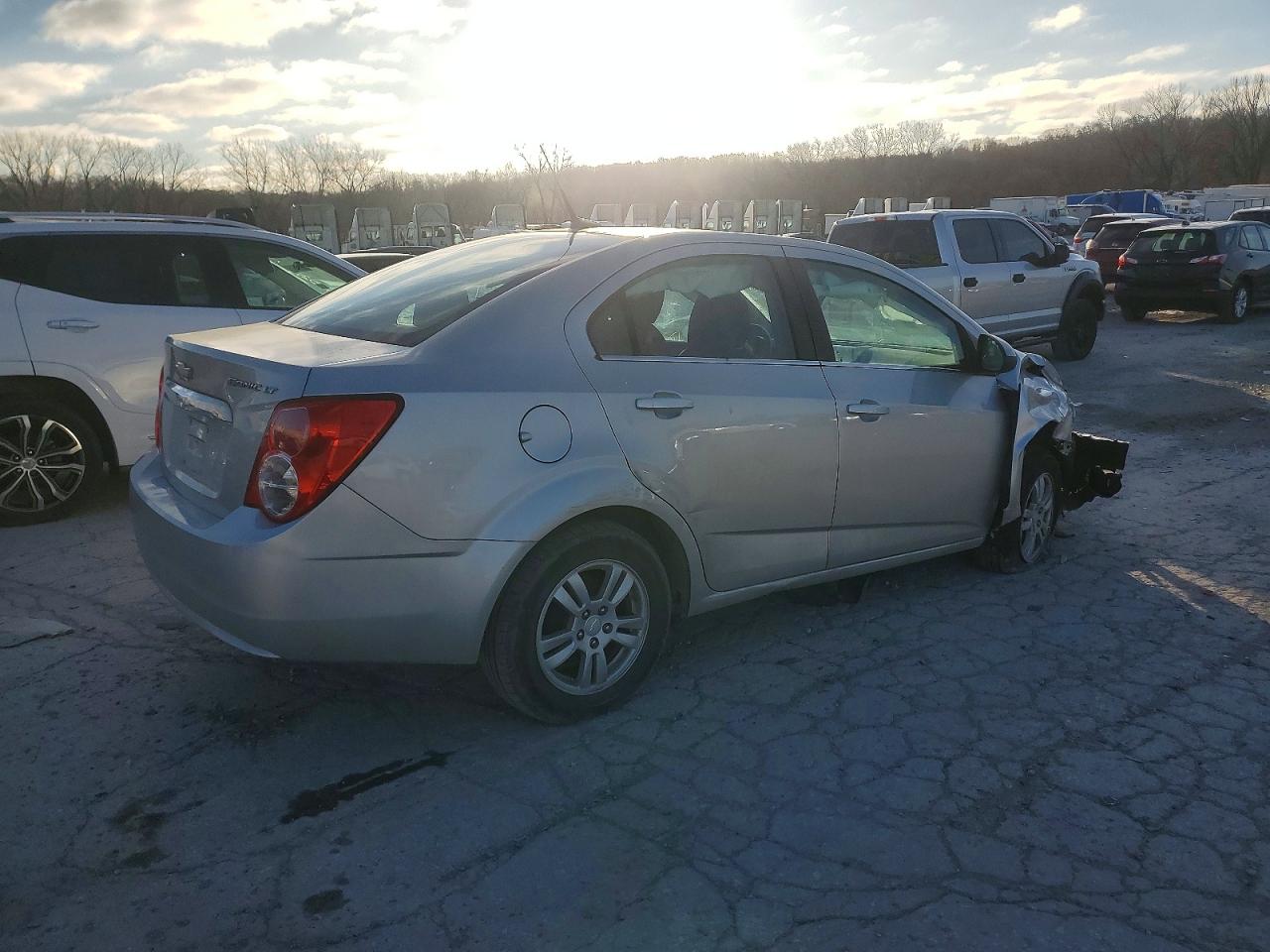 2012 CHEVROLET SONIC LT photo 3