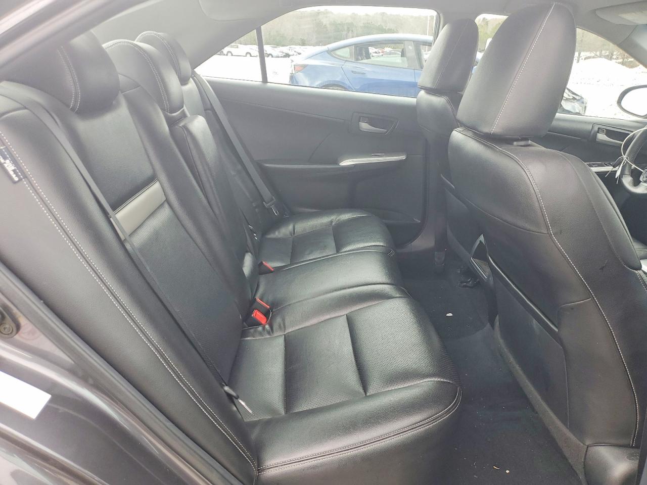 2014 TOYOTA CAMRY L photo 10