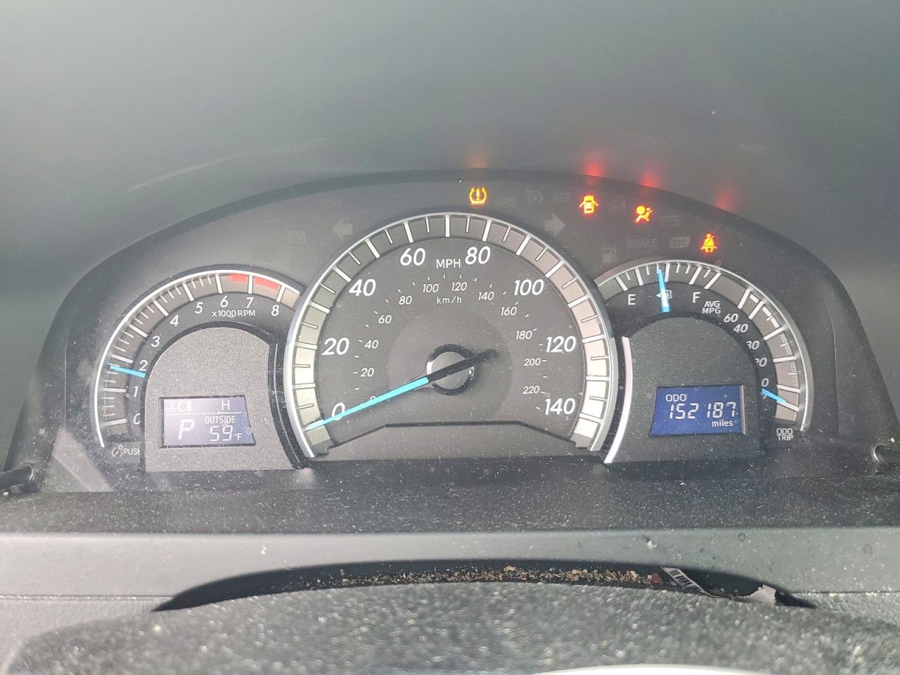2014 TOYOTA CAMRY L photo 9
