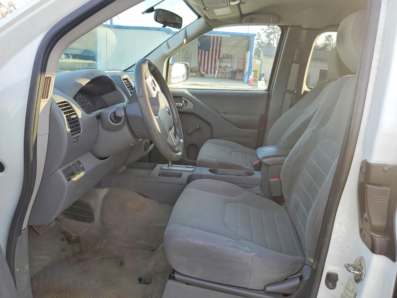 2017 NISSAN FRONTIER S photo 7