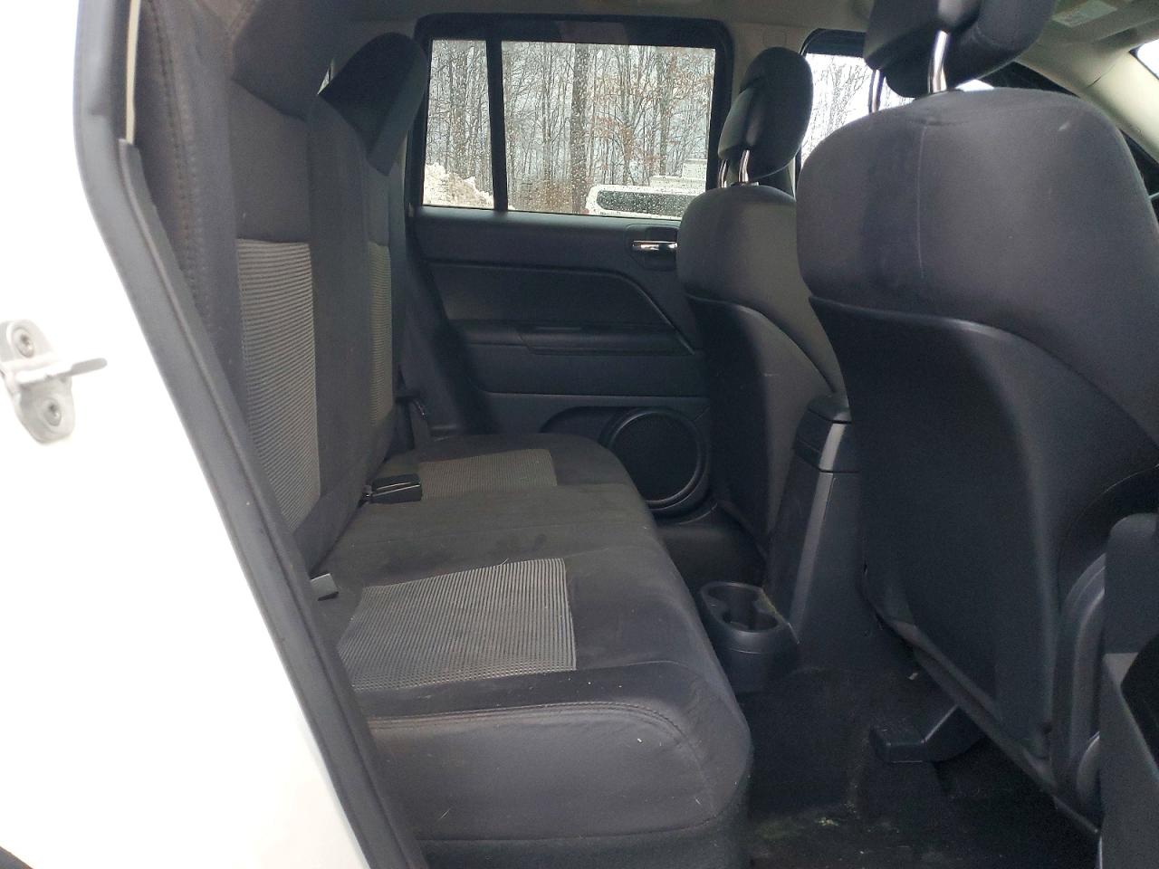 2012 JEEP COMPASS LATITUDE photo 11