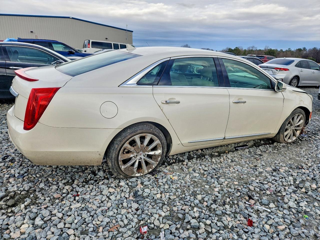 2014 CADILLAC XTS LUXURY COLLECTION photo 3